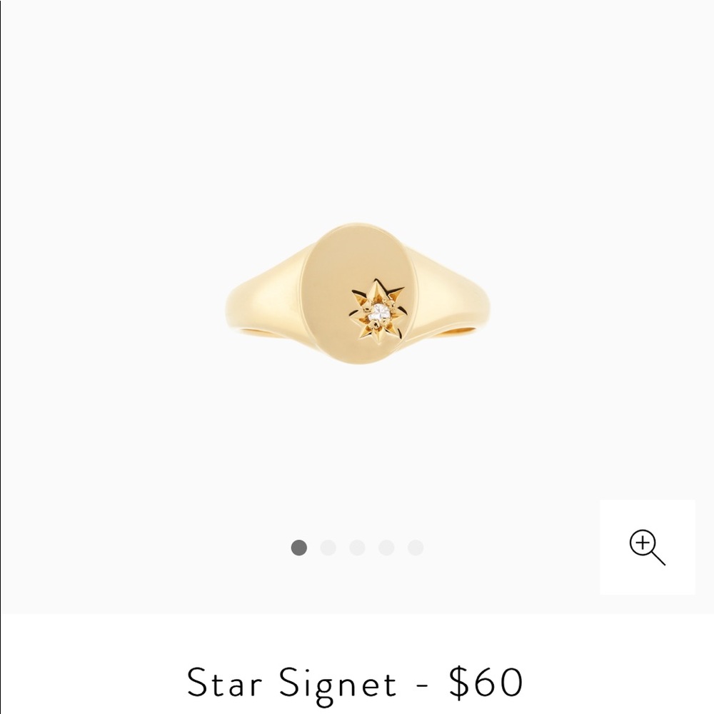 NWT Mejuri Star Signet Ring